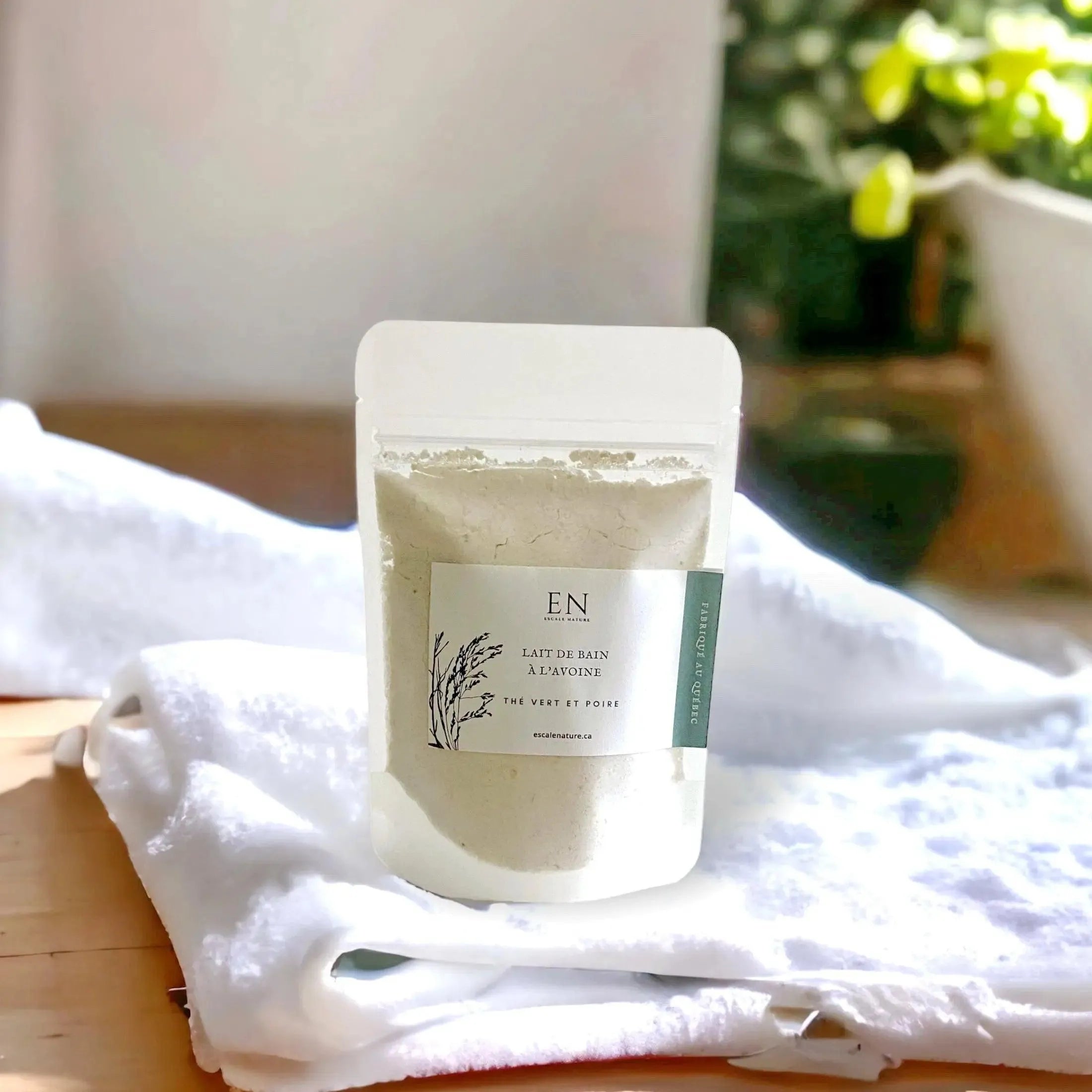 Lait de bain naturel apaisant pour peau sèche et délicate thé vert et poire. - Savonnerie Escale Nature