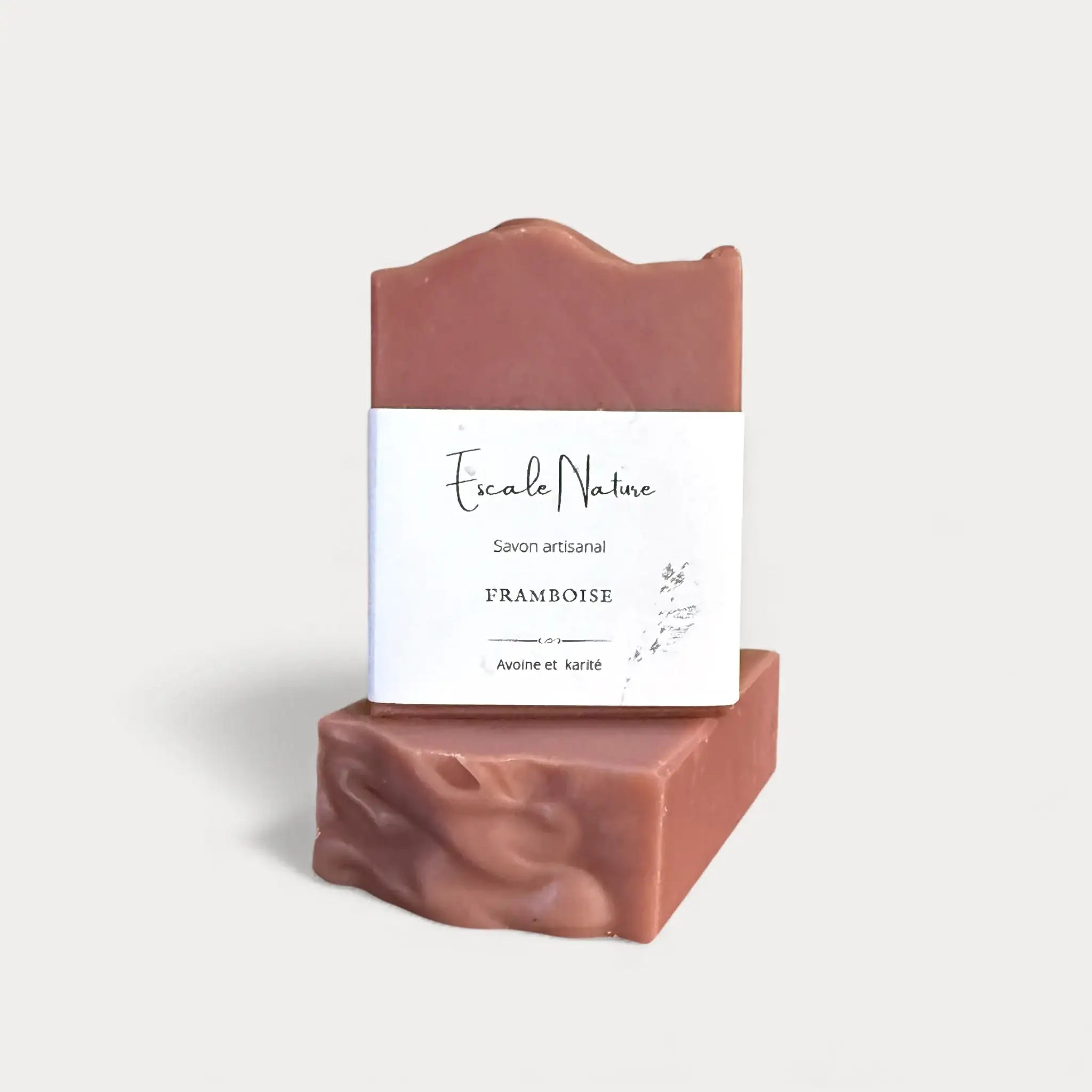 Savon naturel et artisanal au parfum fruité de framboise fait au Québec par Savonnerie Escale Nature