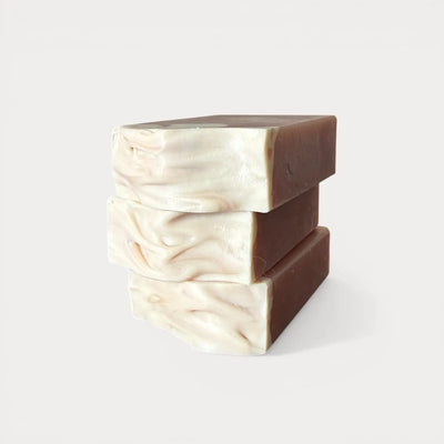 Savon en barre naturel et artisanal avec odeur florale de fleurs de cactus fait au Québec par Savonnerie Escale Nature