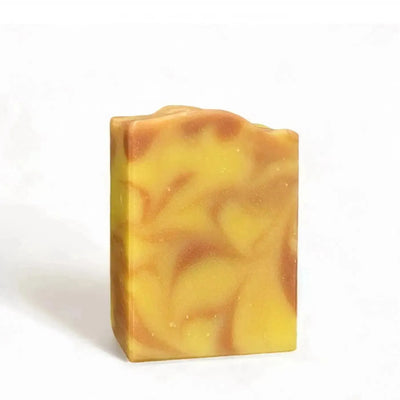 Savon fruité naturel et artisanal aux agrumes, avoine et karité - Savon solide par Savonnerie Escale Nature au Québec.