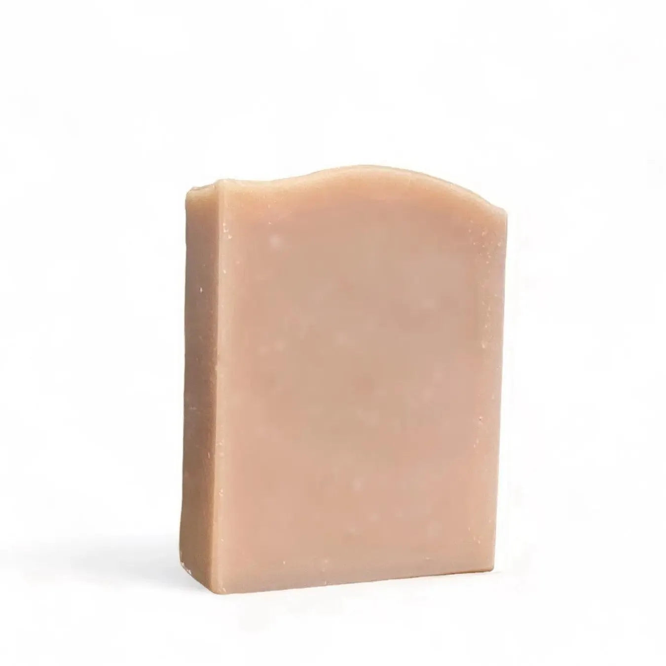 Savon naturel et artisanal eau de rose et lys avec avoine et beurre karité - Savonnerie Escale Nature au Québec