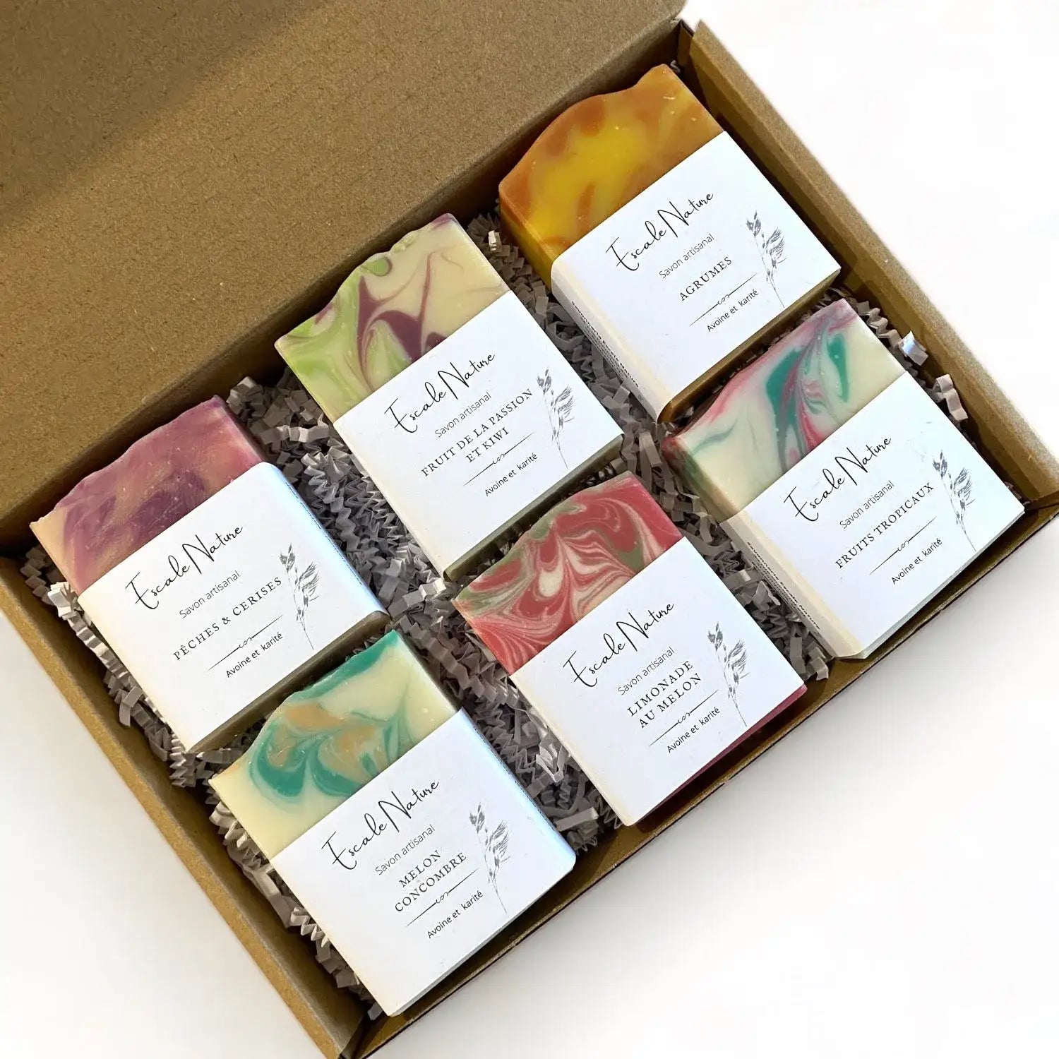 Boite cadeau de 6 savons naturels et artisanaux aux parfums fruités au Québec par Savonnerie Escale Nature