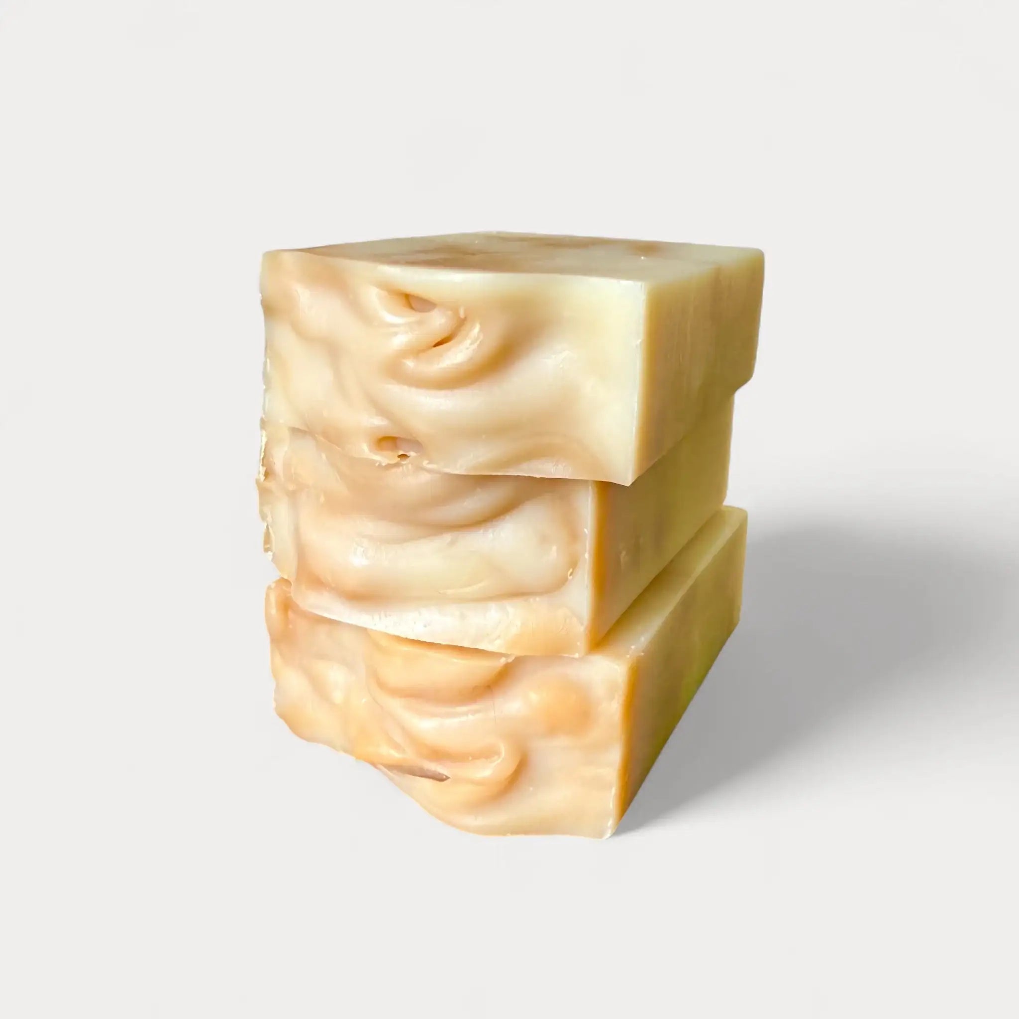 Savon naturel et artisanal avoine et miel non-parfumé par Savonnerie Escale Nature au Québec