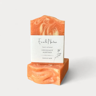 Savon naturel et artisanal exfoliant aux agrumes fait par Savonnerie Escale Nature au Québec