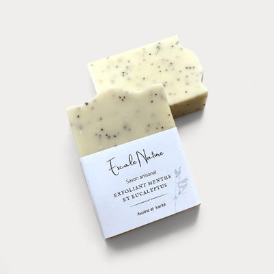 Savon exfoliant naturel et artisanal menthe et eucalyptus fait au Québec par Savonnerie Escale Nature