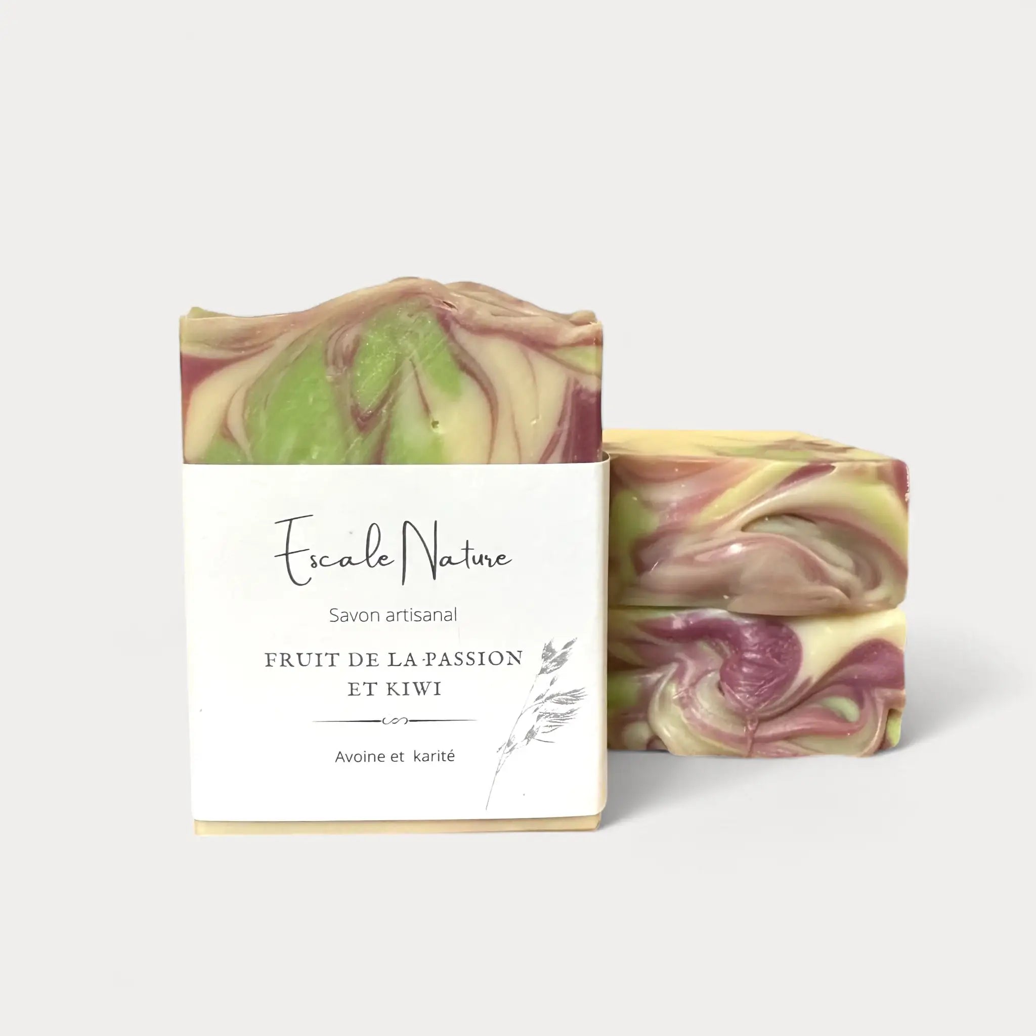 Savon naturel et artisanal fruit de la passion et kiwi fait au Québec par Savonnerie Escale Nature