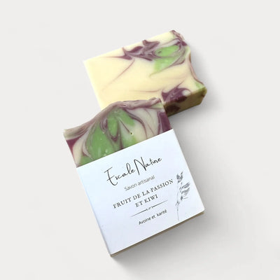 Savon naturel et artisanal fruit de la passion et kiwi fait au Québec par Savonnerie Escale Nature
