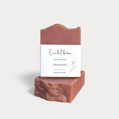 Savon naturel et artisanal au parfum fruité de framboise fait au Québec par Savonnerie Escale Nature