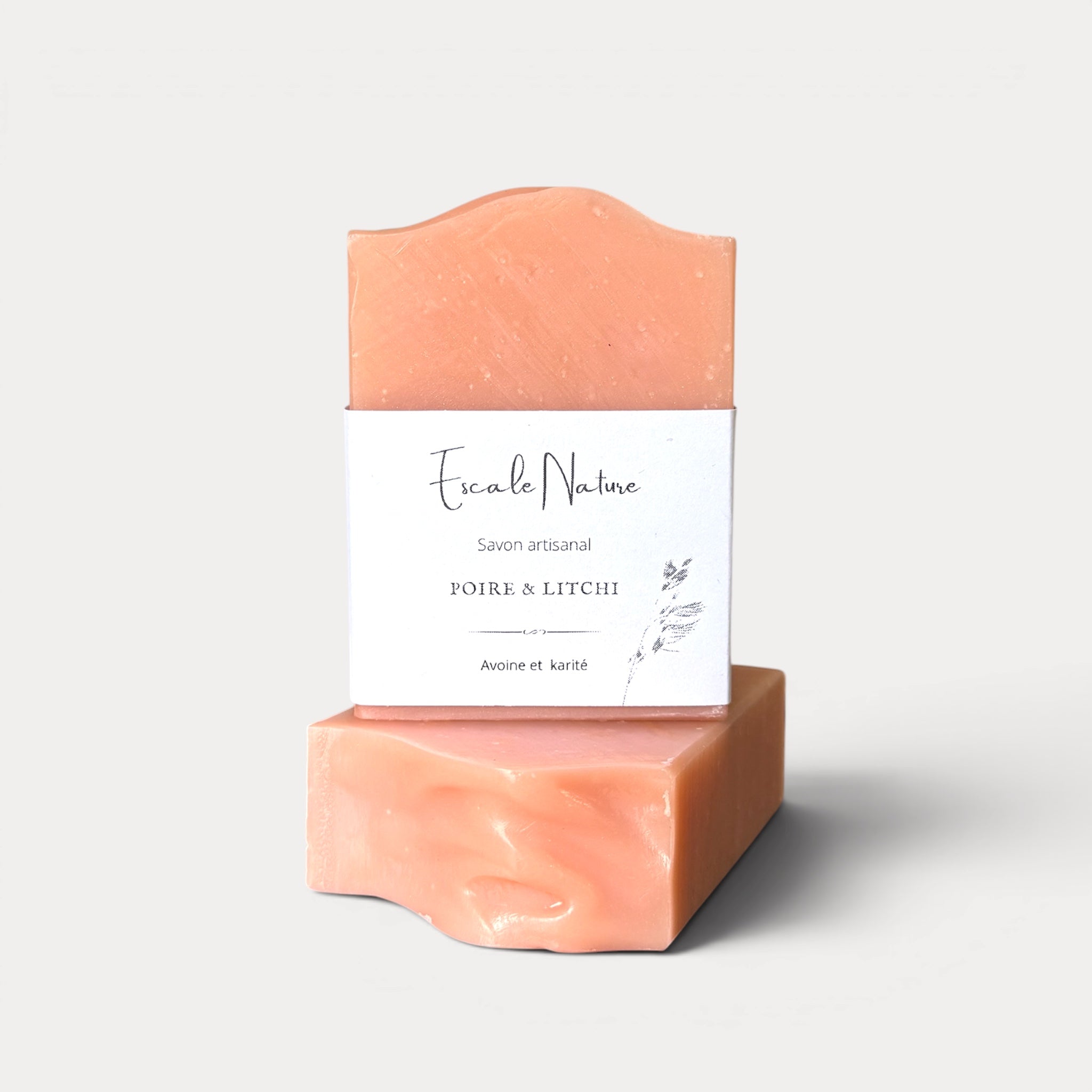 Savon naturel et artisanal au parfum fruité de poire et litchi fait au Québec par Savonnerie Escale Nature