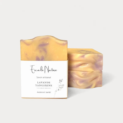 Savon naturel et artisanal aux huiles essentielles de lavande et tangerine avec avoine et beurre de karité - Savon solide par Savonnerie Escale Nature fait au Québec