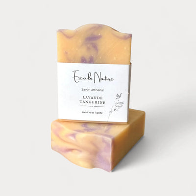 Savon naturel et artisanal aux huiles essentielles de lavande et tangerine avec avoine et beurre de karité - Savon solide par Savonnerie Escale Nature fait au Québec