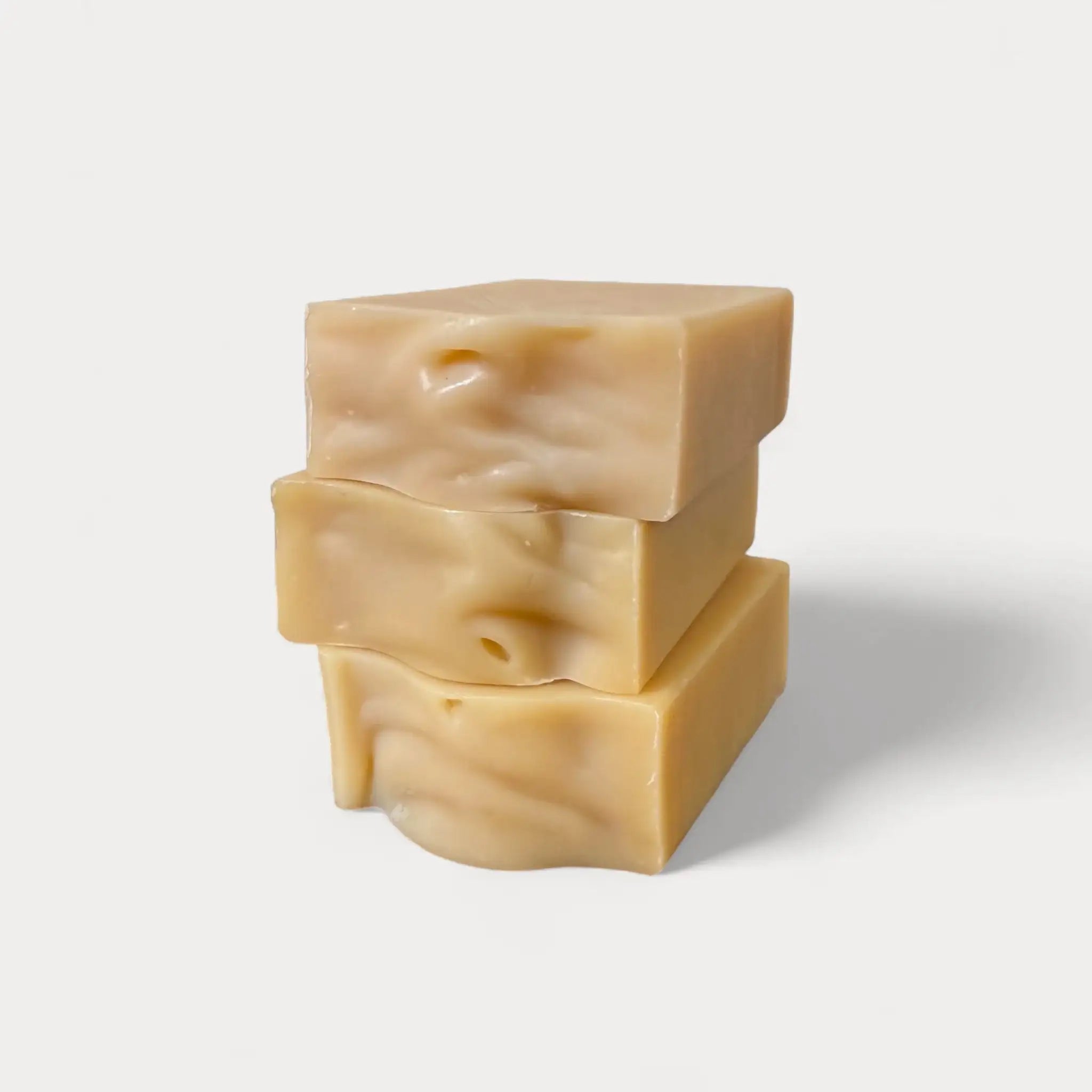 Savon naturel et artisanal miel romarin et citron par Savonnerie Escale Nature au Québec