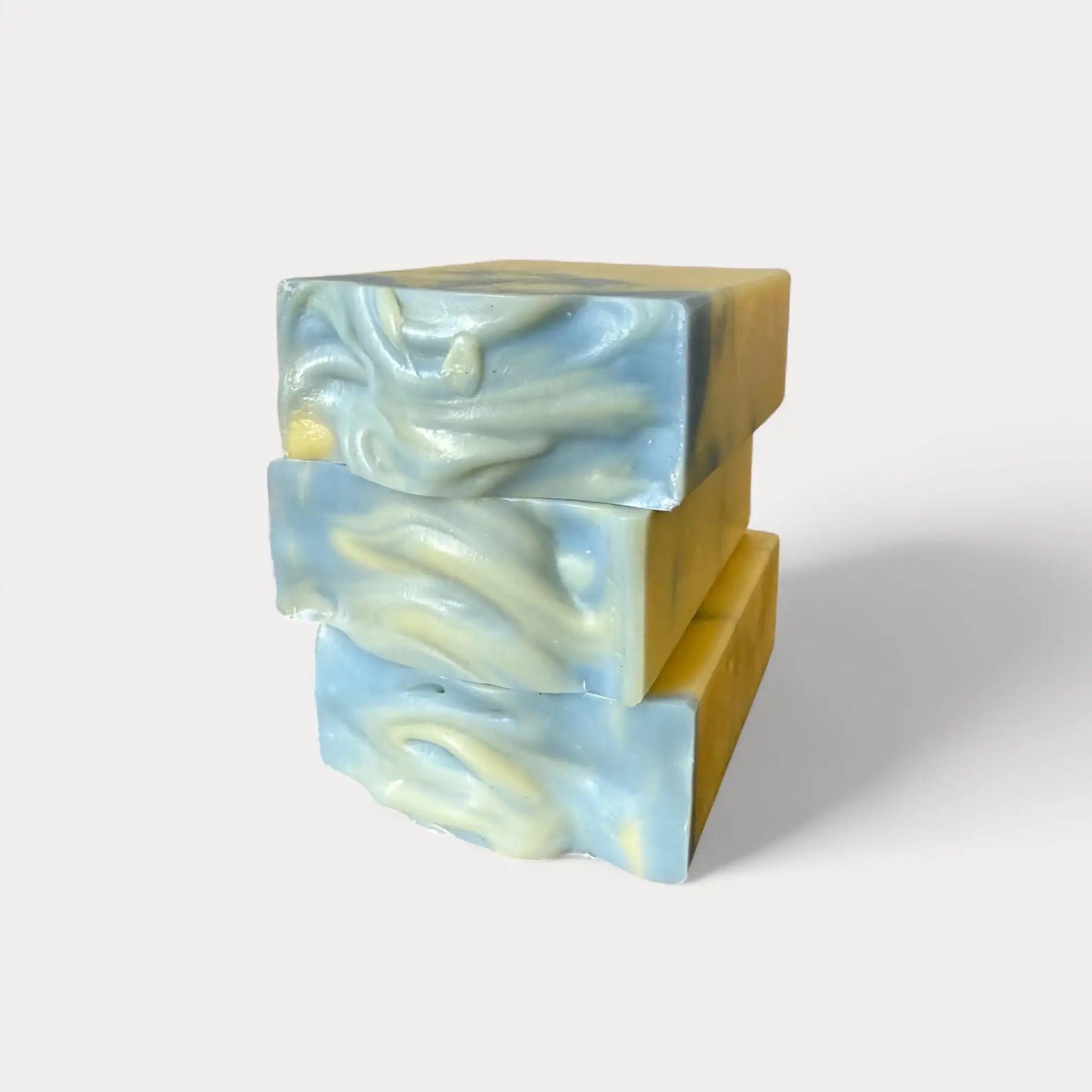 Savon naturel et artisanal sauge des bois et mer fabriqué par Savonnerie Escale Nature au Québec