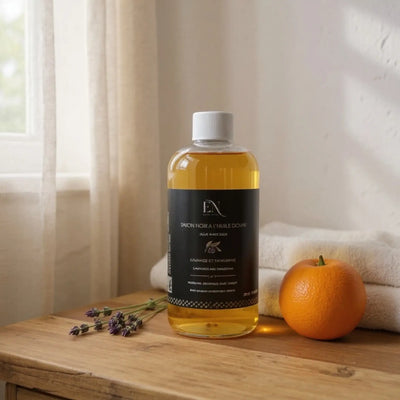 Savon noir ménager liquide, naturel à l'huile d'olive lavande et tangerine fait au Québec, Canada par Savonnerie Escale Nature.
