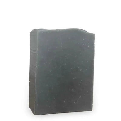 Savon artisanal naturel detox avec charbon activé pour peau à grasse par Savonnerie Escale Nature au Québec