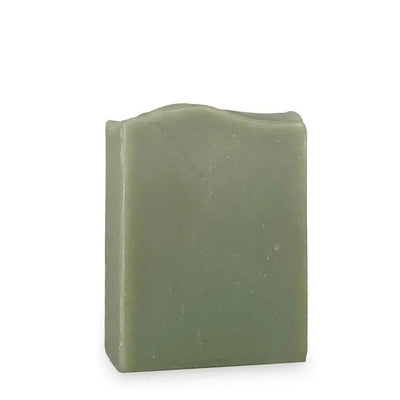 Savon pour homme artisanal et naturel cèdre et patchouli. Savon solide fait au Québec  par Savonnerie Escale Nature