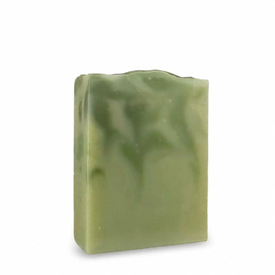 Savon naturel et artisanal aux huiles essentielles de sapin avec avoine et beurre de karité - Savon solide pour homme par Savonnerie Escale Nature au Québec